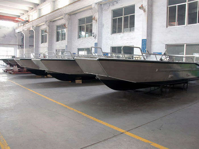 5.86 Aluminum sheet plate is used to make the hulls
